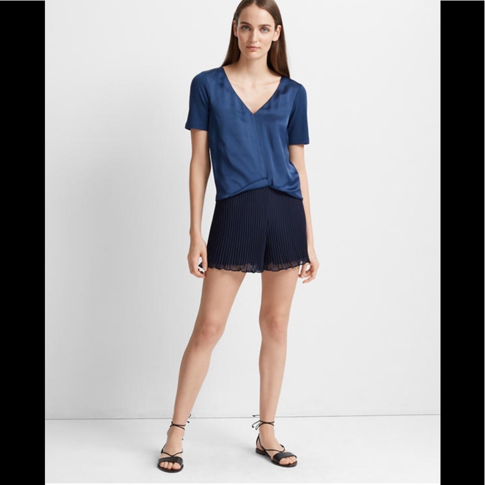 NEW Club Monaco Jesstina Pleated Shorts